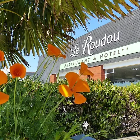 Отель Le Roudou 2*
